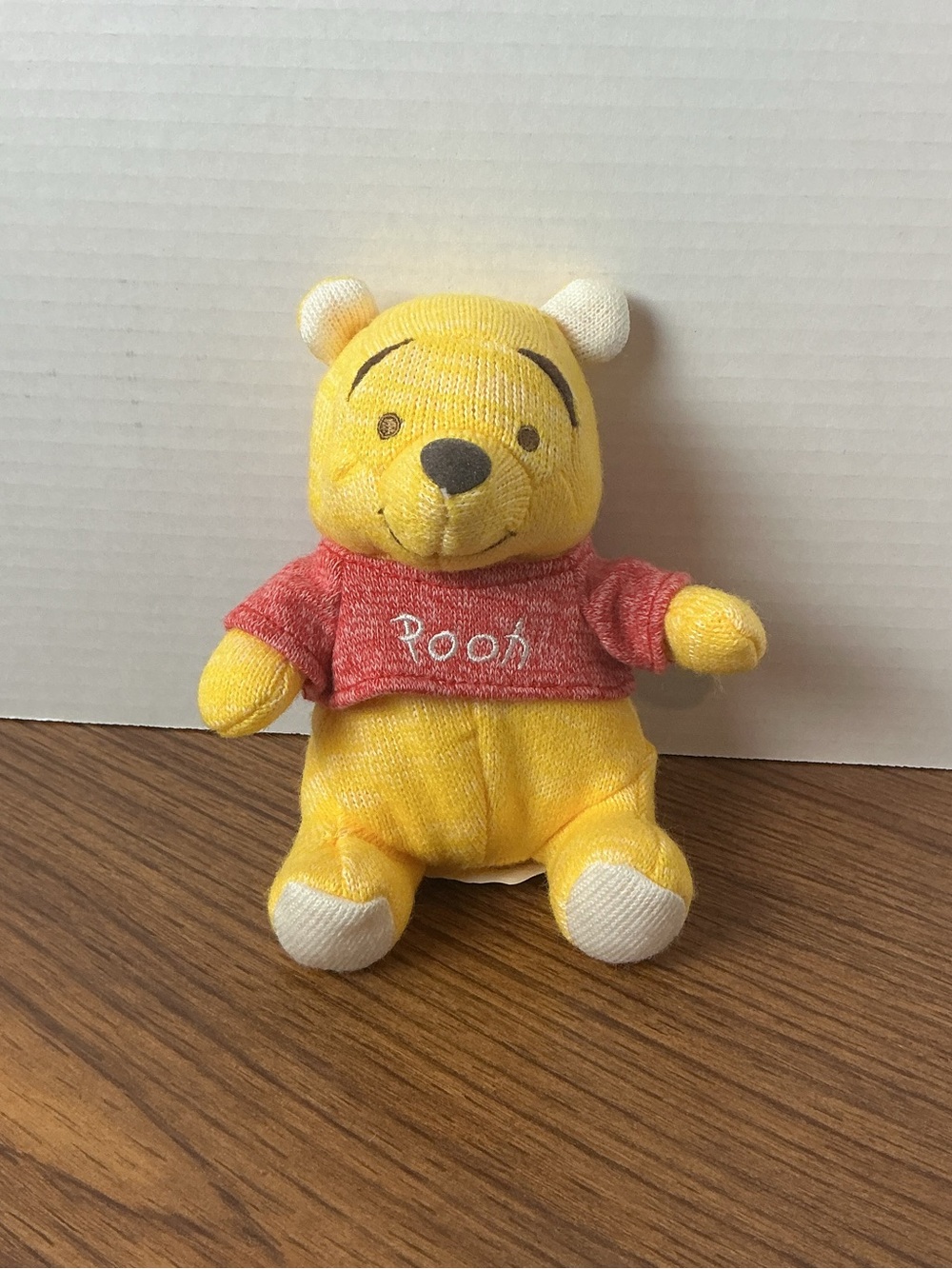 Winnie the Pooh Disney Hoop Retail Stores Plush Knit Look - Vintage